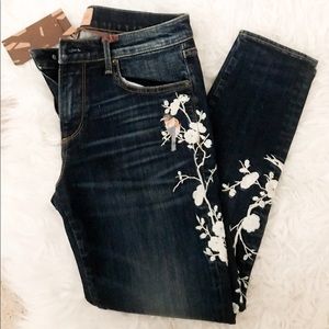 NWT Driftwood Classic Fit Denim Jeans, Size 26